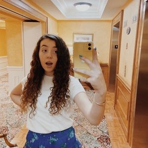 Meet your Posher, Zoe